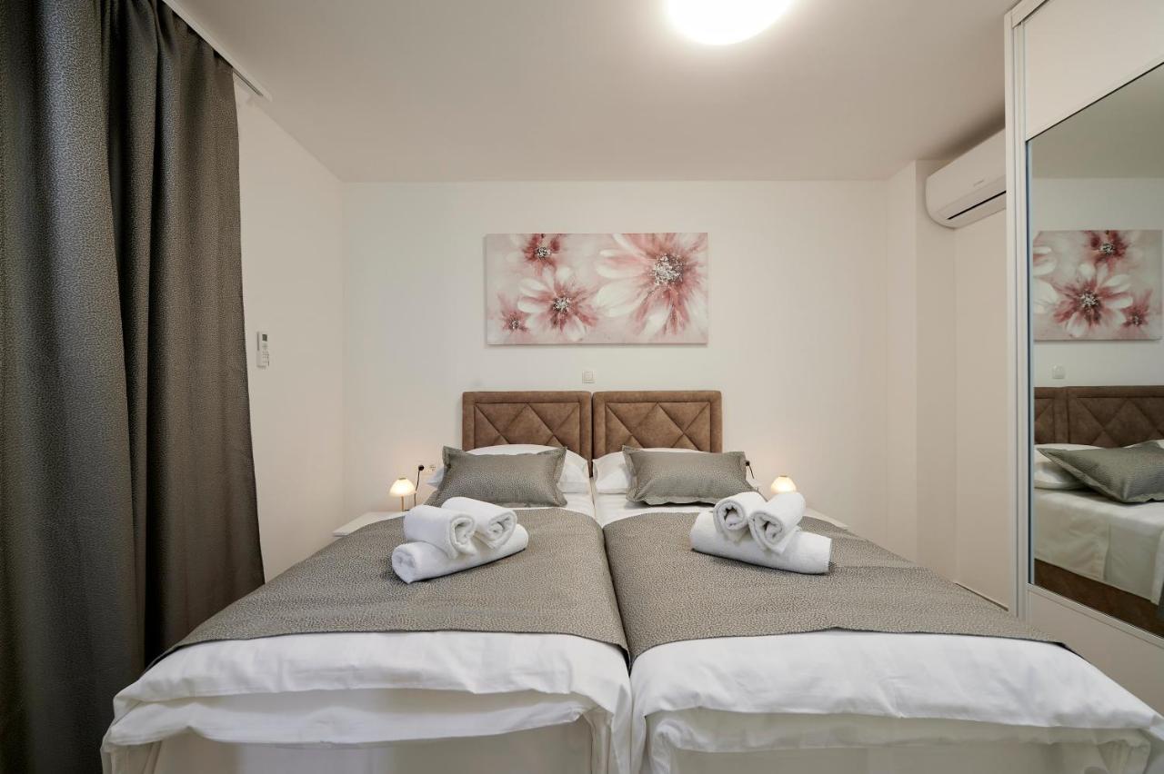 Apartment Gaby 3 Trogir Extérieur photo